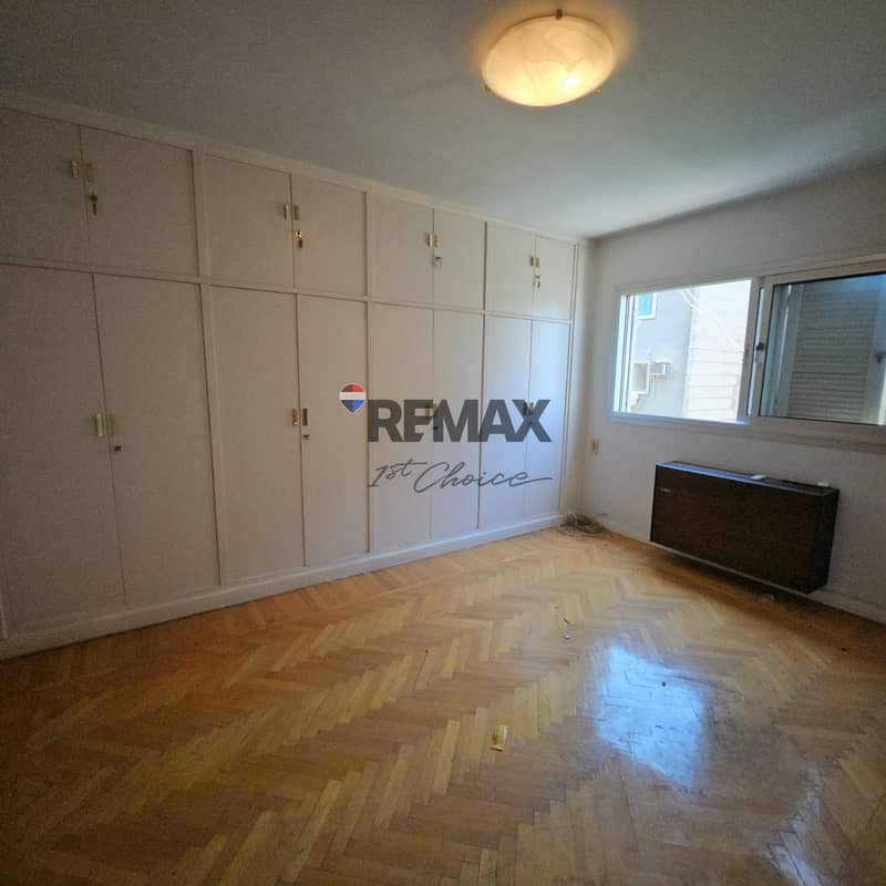 5 218e5477-7437-4947-8039-9aa74ee2fbd8. jpg