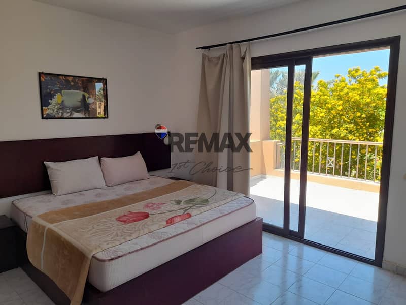 16 f4dcbe32-b345-4be5-83de-dce5a76ed67b. jpg