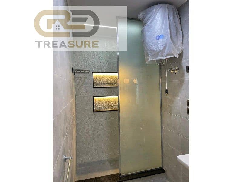 4 WhatsApp Image 2025-09-25 at 1.36. 35 PM (1). jpg