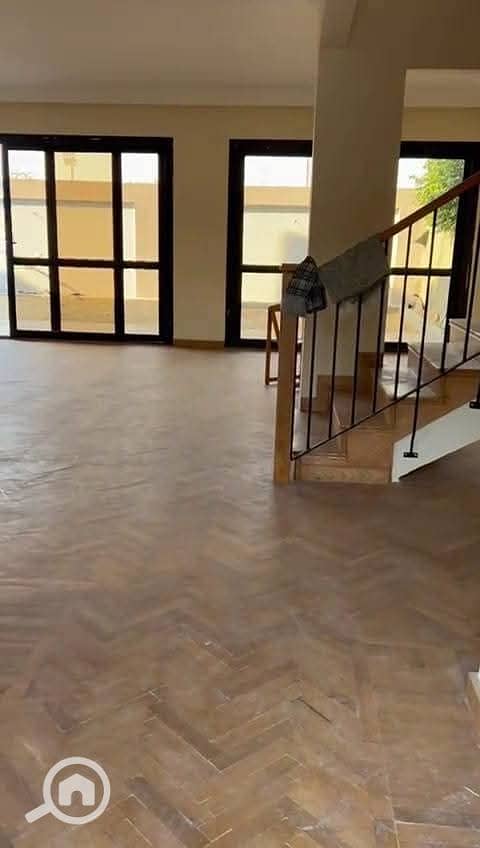 3 c950ff16-5515-486e-af49-a983b9d93b98. jpg