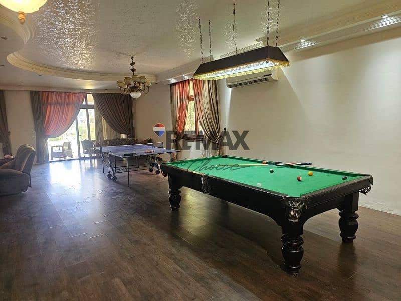 12 442d3bd2-75c6-46db-9700-6ed66b257028. jpg