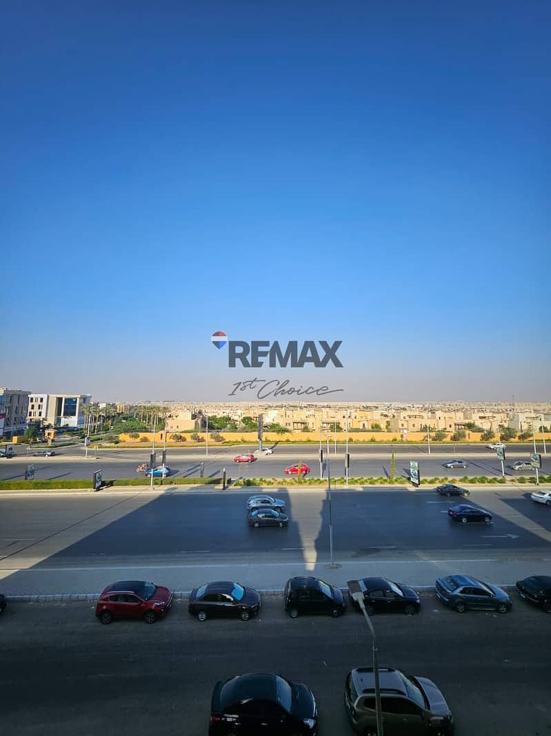 2 b8865ede-0cfb-4696-a787-31bb9afe511a. jpeg