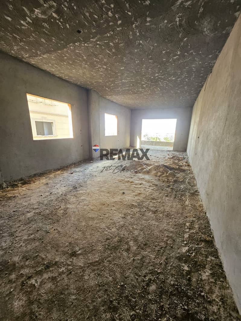 5 59f90d49-031a-4b4b-8770-ae579cd40ec7. jpeg