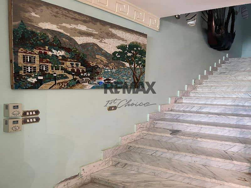 3 8e94dc83-bc89-4c37-81b8-bcf6509813de. jpg