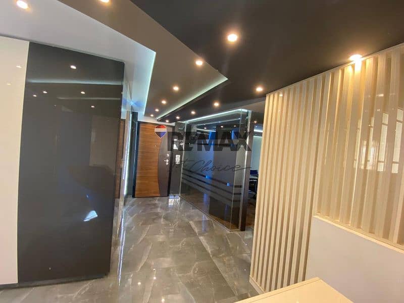 3 c0cf5550-bb5c-4939-b44b-bf5be3b80f57. jpg