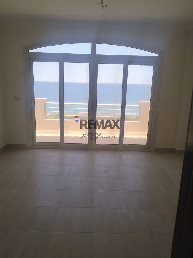 9 4692cab0-f17a-44a3-8a1d-1f75abb73396. jpg