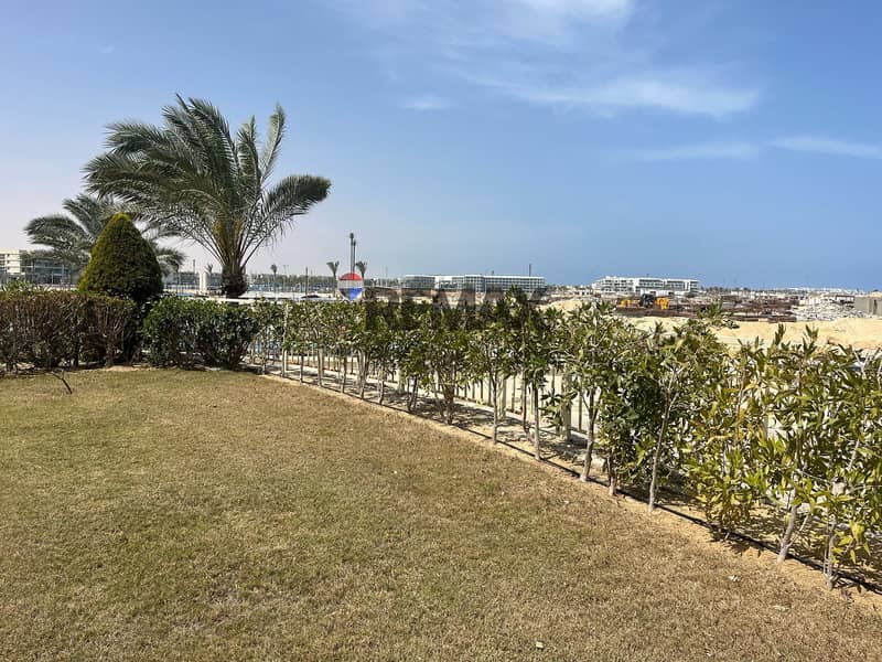 3 2ba85831-0c28-47a7-8de3-9fdedb1a9848. jpg