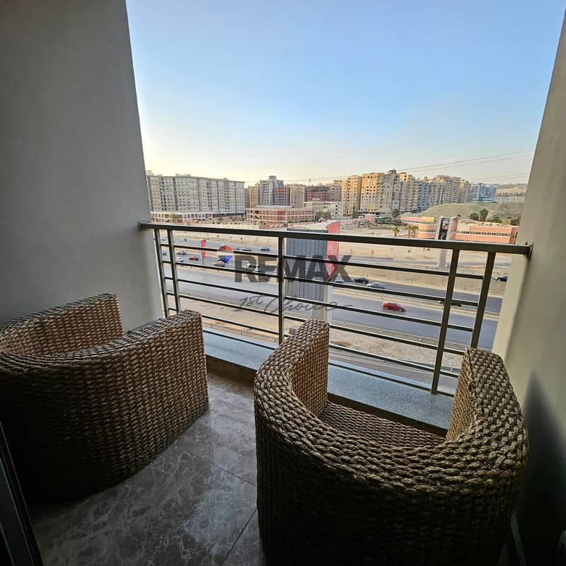 4 e01de761-6c66-46b1-b123-044c21699242. jpg