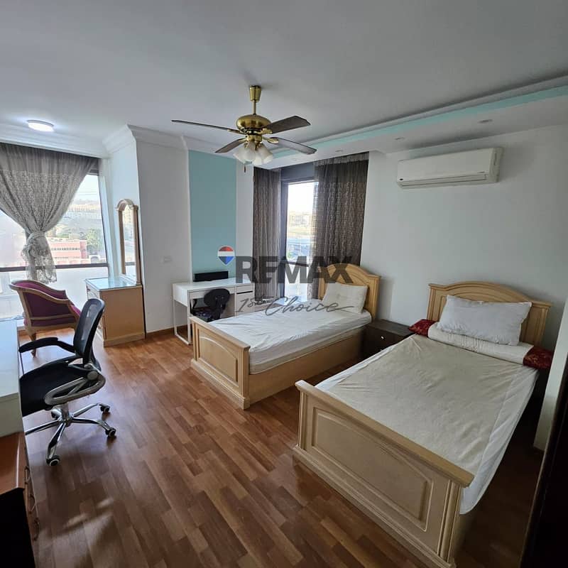 9 9c57f30c-6865-44c4-aa55-54717386b6bd. jpg