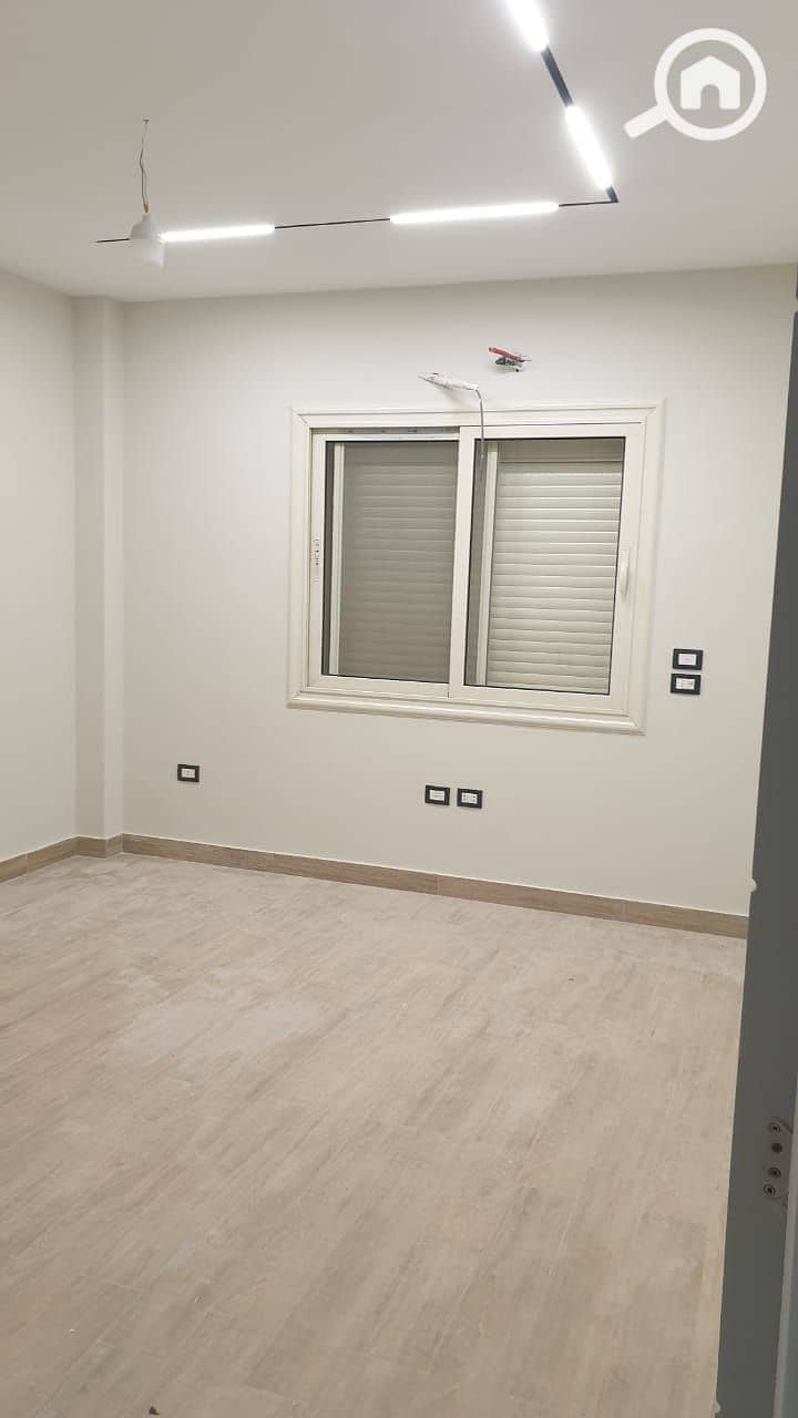 3 WhatsApp Image 2025-12-02 at 12.13. 48 PM. jpeg