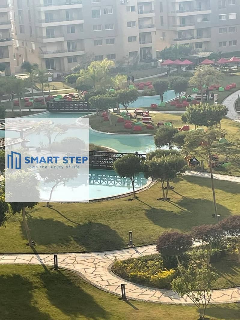 10 the square22. jpg