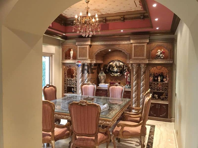 8 3b196b9d-45d3-484d-b6e1-6f684ecd3470. jpg