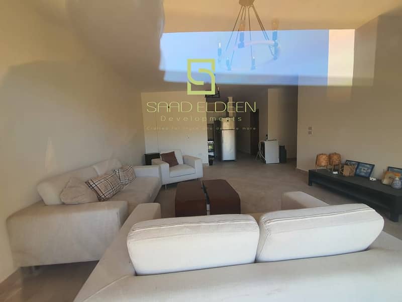 9 f328d23d-bc3a-4e45-9a59-120516c73b9b. jpg