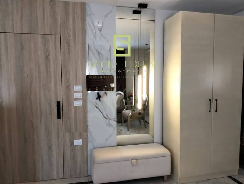 7 d0a6dfbb-b4de-47f9-9f64-89a417075c33. jpg