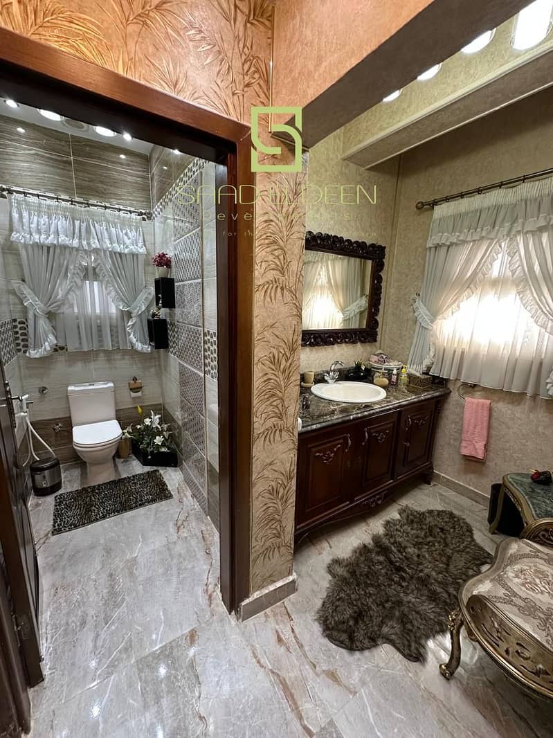 10 3465e0b3-3a52-4ffa-aa46-46ada63baff8. jpg