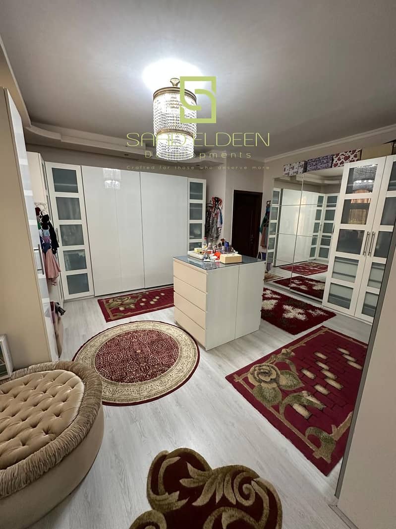 18 dbbc8e3e-bd9b-42c5-9178-b3fe0bb13c64. jpg