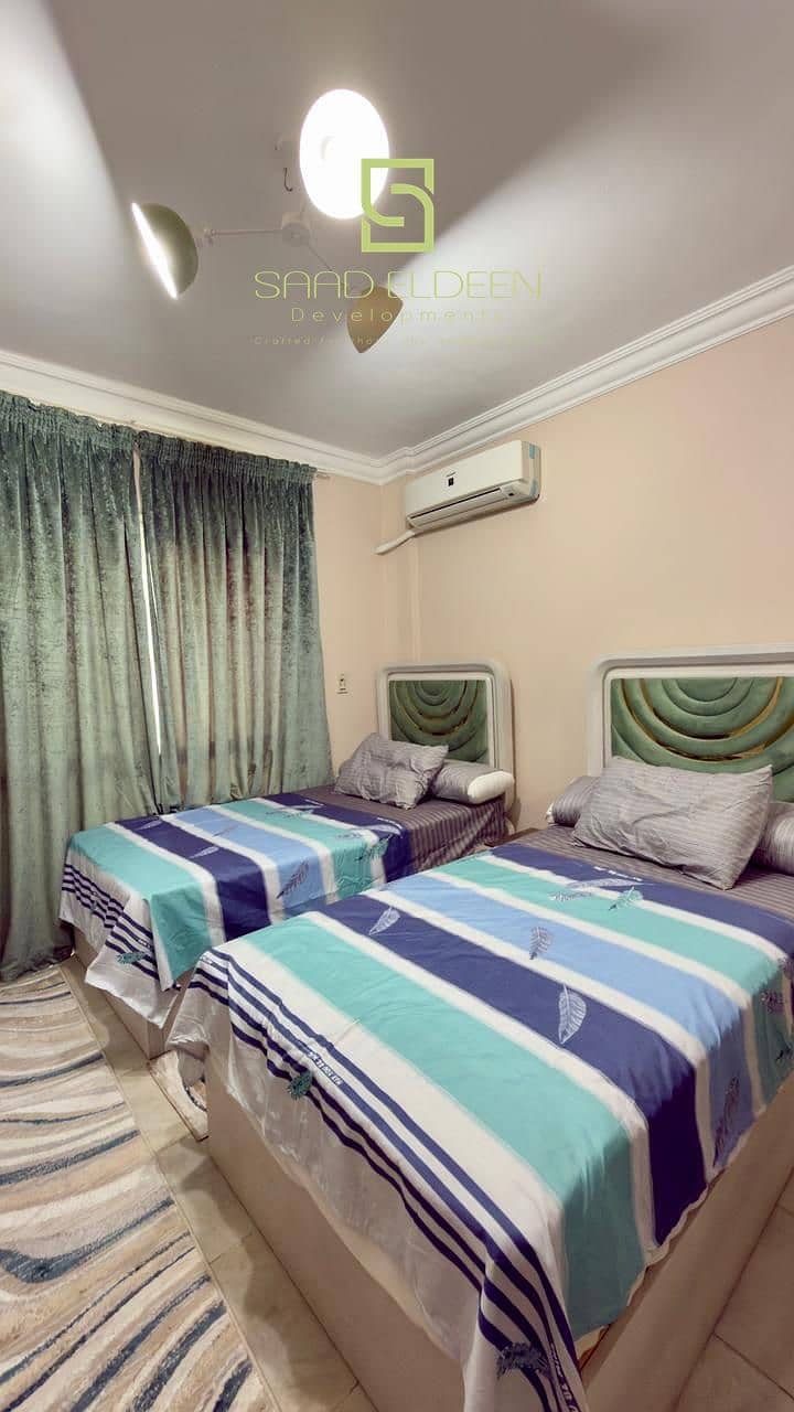 15 dff09951-8369-4d9f-9051-b85daf29b66f. jpg