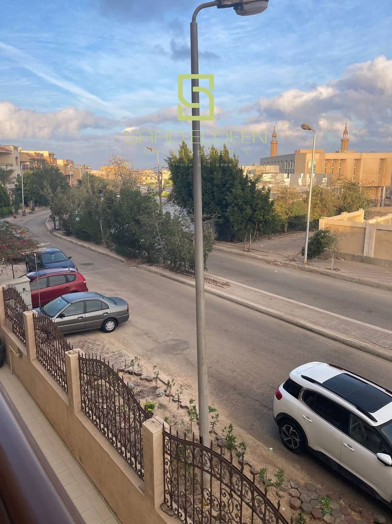 2 4d212bb3-f620-4fdb-a02a-48976d506ede. jpg