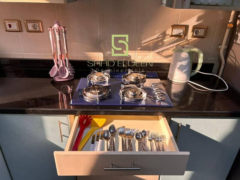 4 5a823626-41c1-41cd-9313-32c848bb9df5. jpg