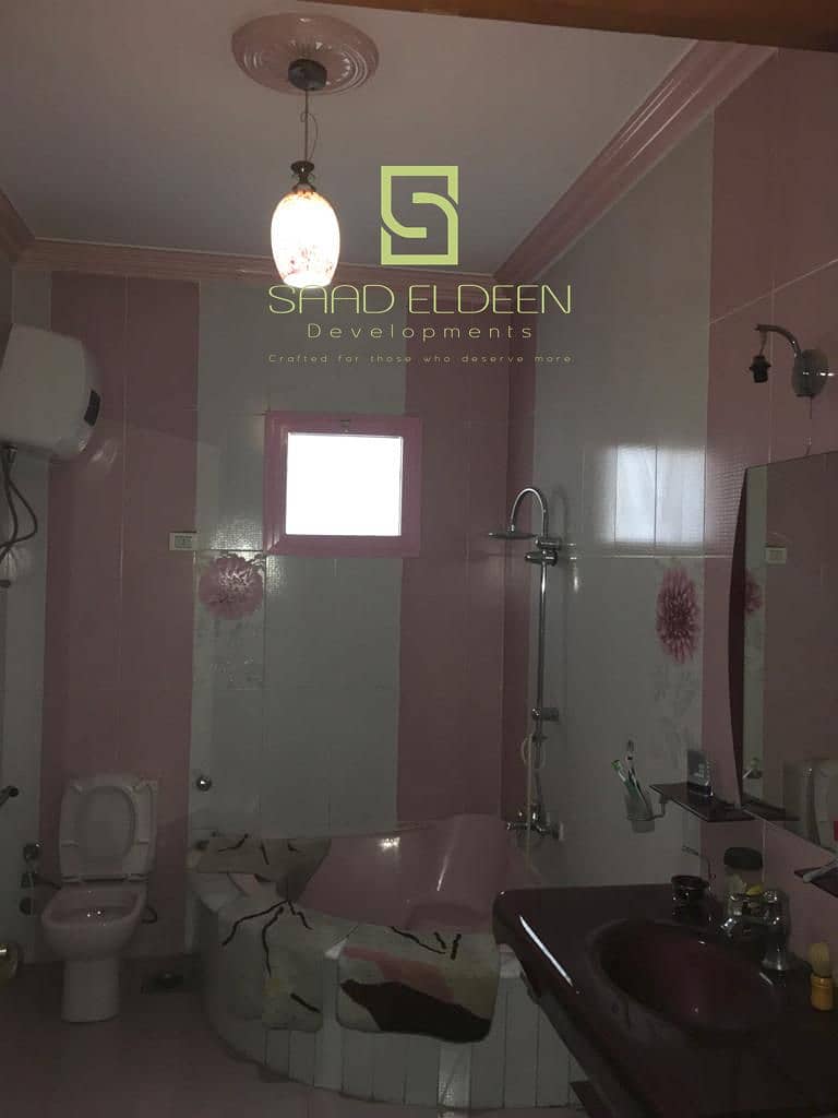 10 7b507928-f95d-46f7-a87a-b46908a0dbab. jpg