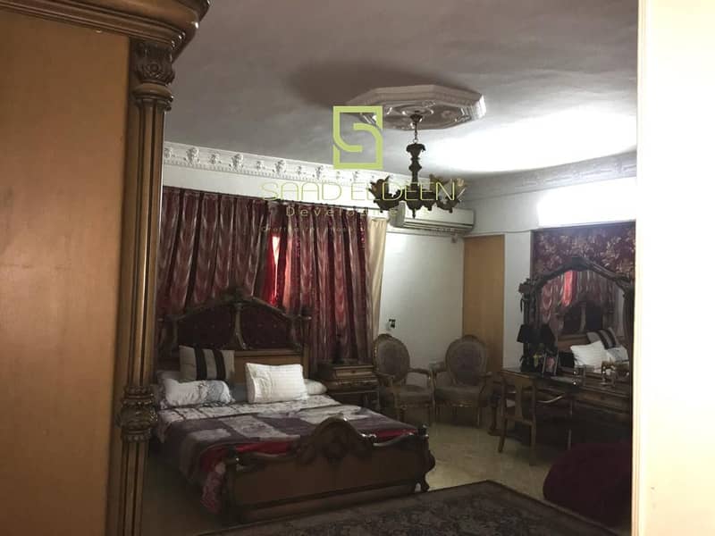 12 b540d8c0-f40f-493e-a308-7340b073f7e5. jpg