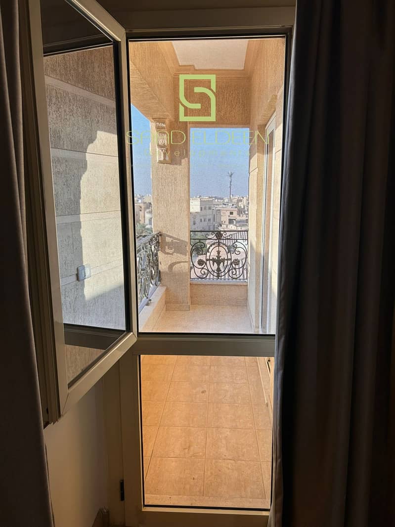 14 b0017d19-496f-4ec0-97d9-727c22ee333c. jpg