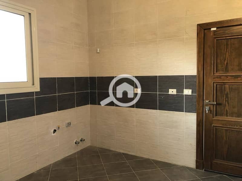 5 WhatsApp Image 2025-10-08 at 2.49. 10 PM. jpeg