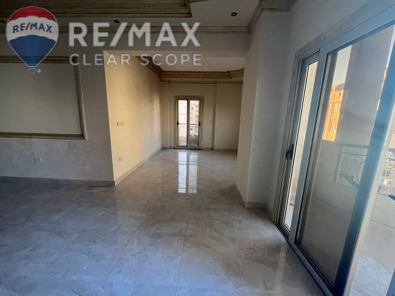 12 809fd961-eaf9-4241-9f55-a4369dba778b. jpeg