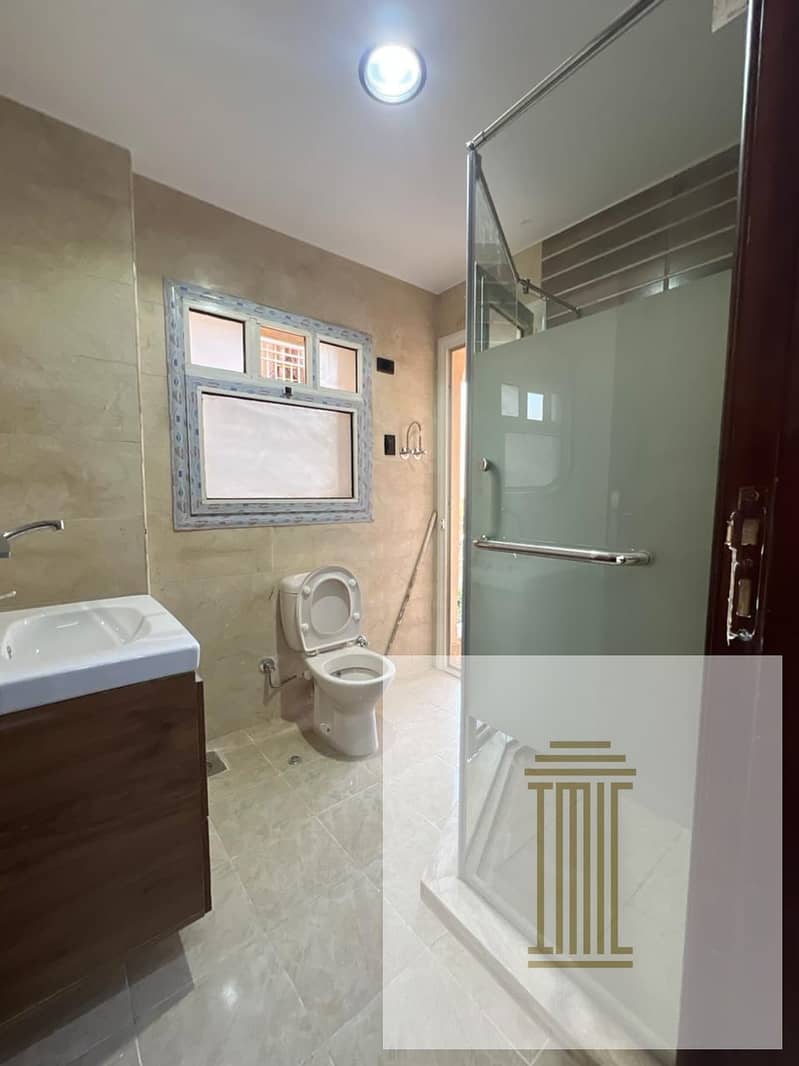 10 c0540e53-1ba8-47d6-97f1-a56de4469e43. jpeg