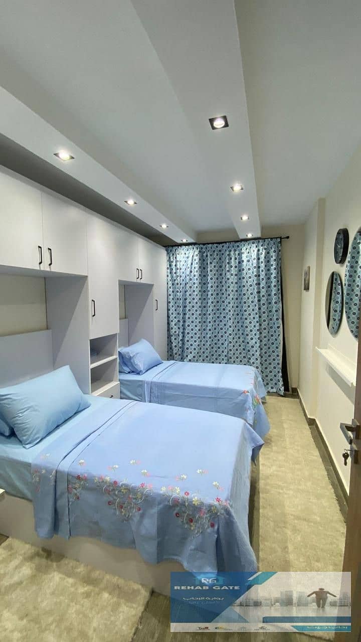 5 3e157502-0b00-4512-a533-c0fe42926982. jpg