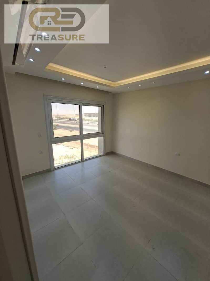 4 WhatsApp Image 2025-12-02 at 2.14. 30 PM (2). jpeg