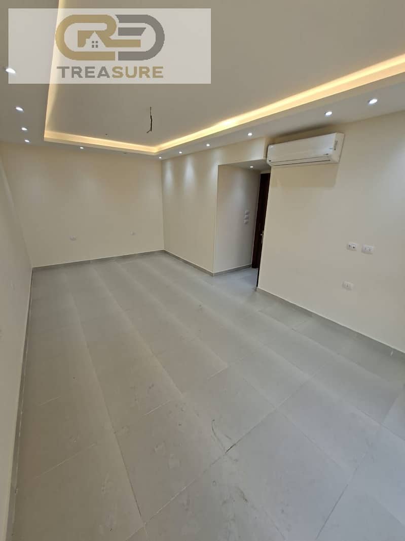 6 WhatsApp Image 2025-12-02 at 2.14. 28 PM. jpeg