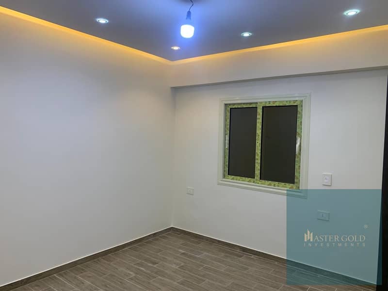 10 WhatsApp Image 2025-12-02 at 14.18. 57. aaaajpeg. jpeg