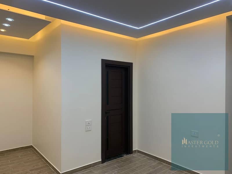 11 WhatsApp Image 2025-12-02 at 14.18. 51113. jpeg