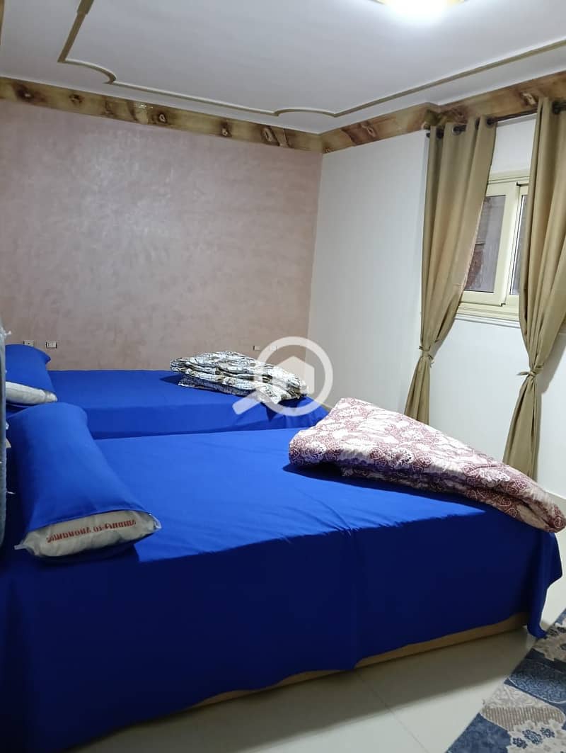 4 cfaf94f5-239a-48cb-9bd2-d810fadcd40a. jpg