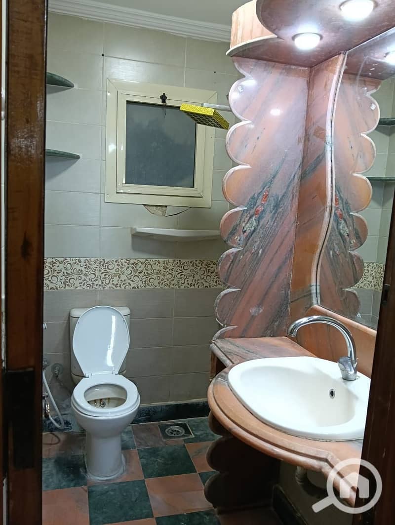 8 e23d9584-be3f-47e0-8f0b-c9c583fe27ba. jpg