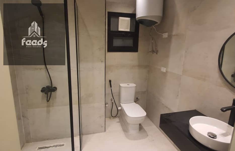 6 WhatsApp Image 2025-12-02 at 12.24. 04 PM (1) (1). jpeg