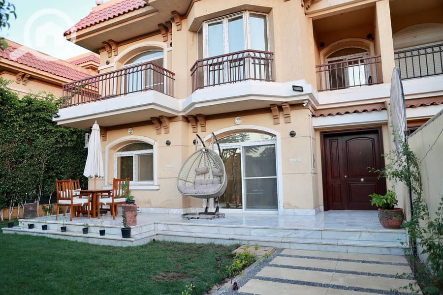 17 c5c29533-b329-41e0-80e1-5c853a2de469. jpeg