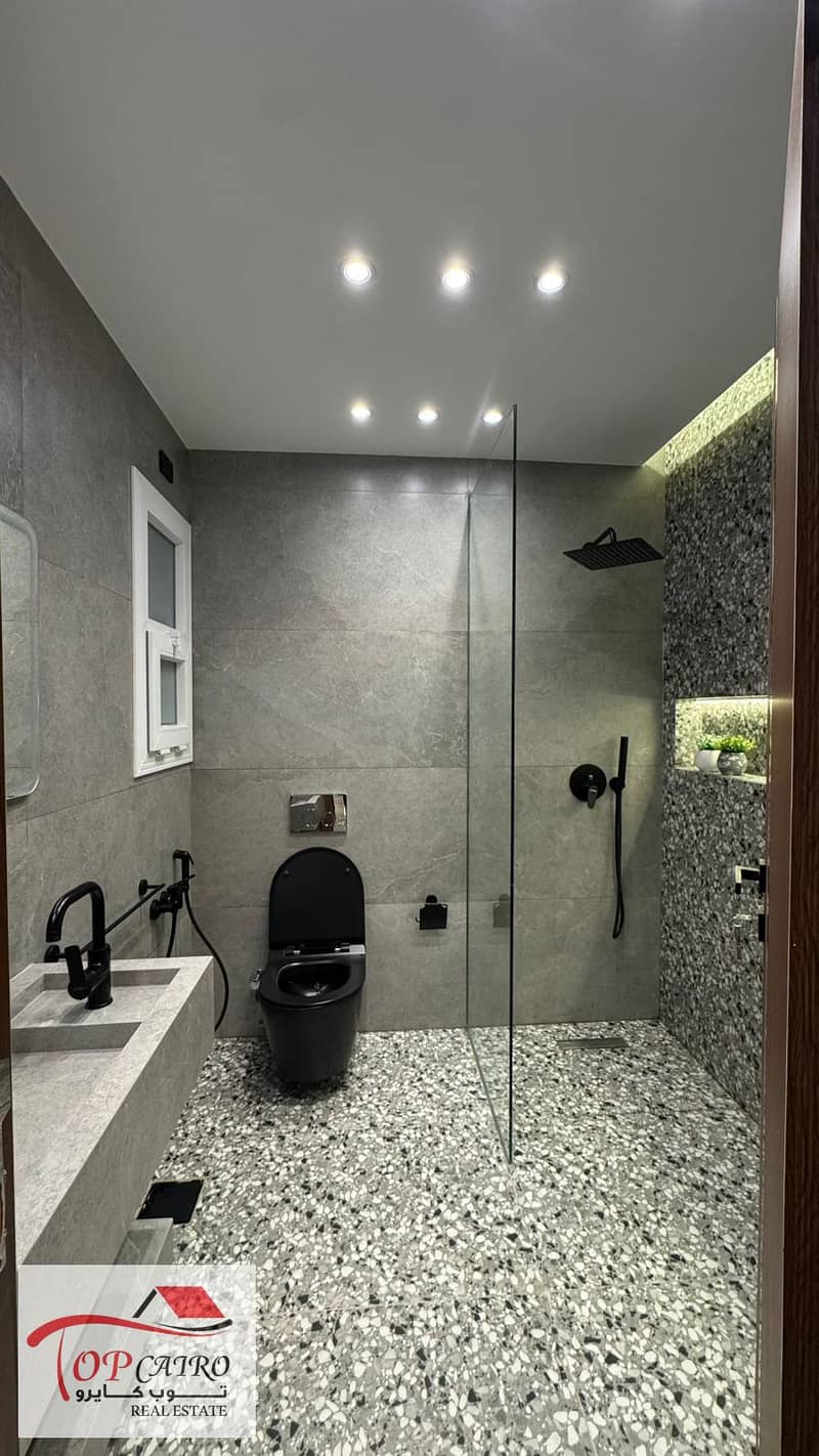 10 WhatsApp Image 2025-12-01 at 11.44. 49 PM (4). jpeg