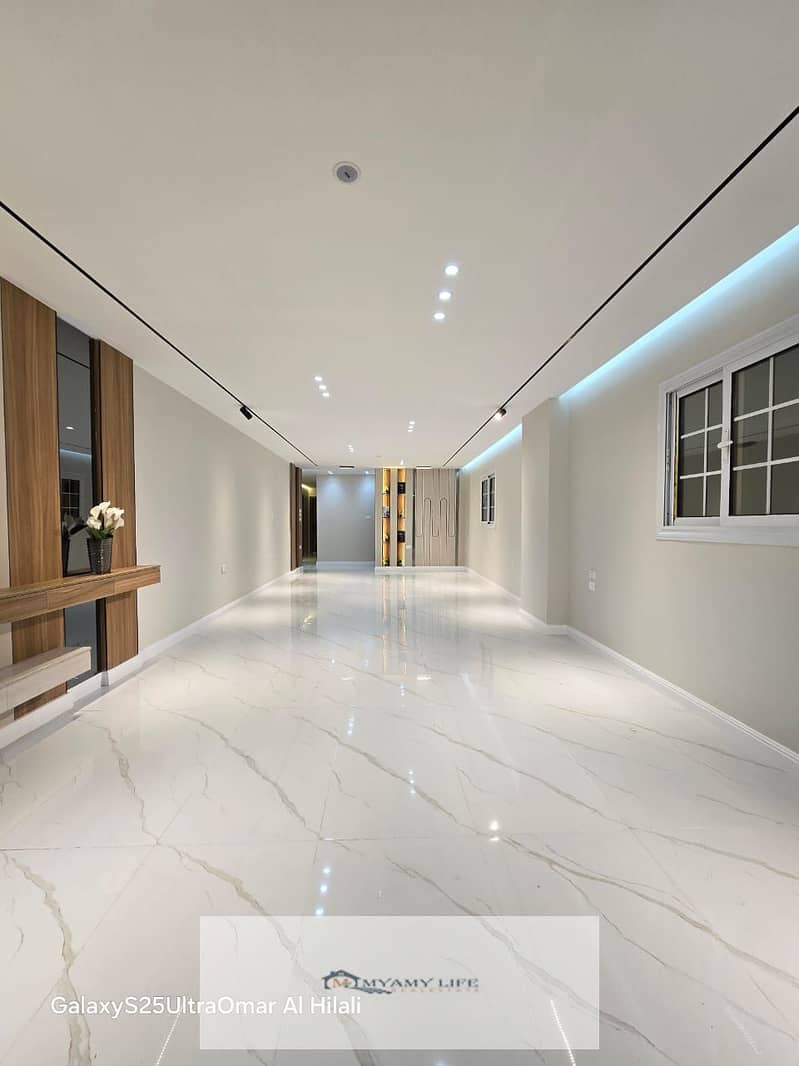 25 WhatsApp Image 2025-11-29 at 10.37. 00 AM (2). jpeg