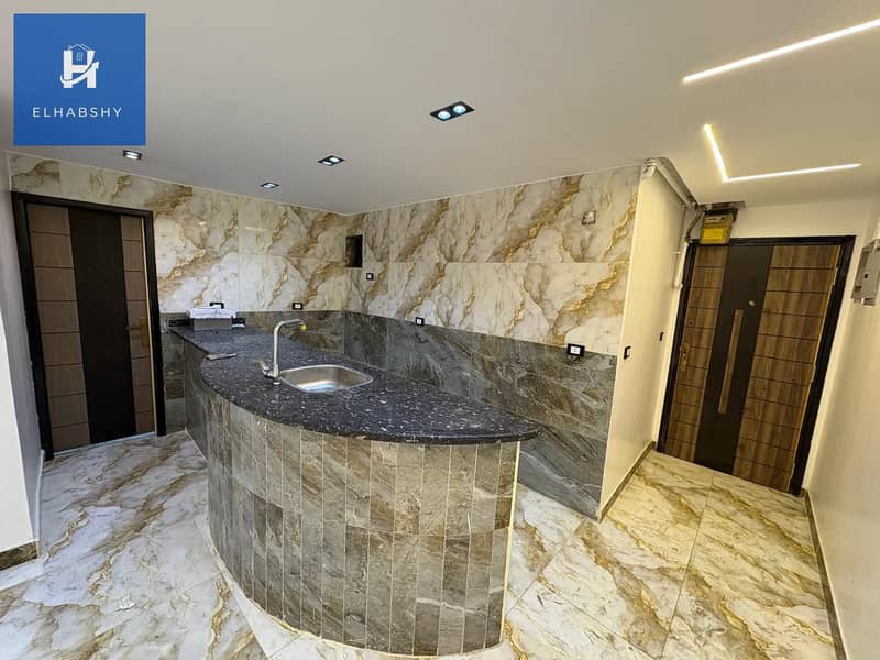 8 مكتب للإيجار في المهندسين 100م في شارع السودان الرئيسى يصلح سكنى أو إدارى  (8). jpeg