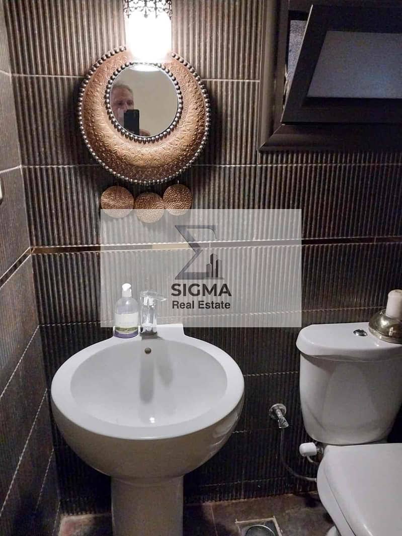 2 fca54d63-ae43-41a1-b792-c750d5f87656. jpg