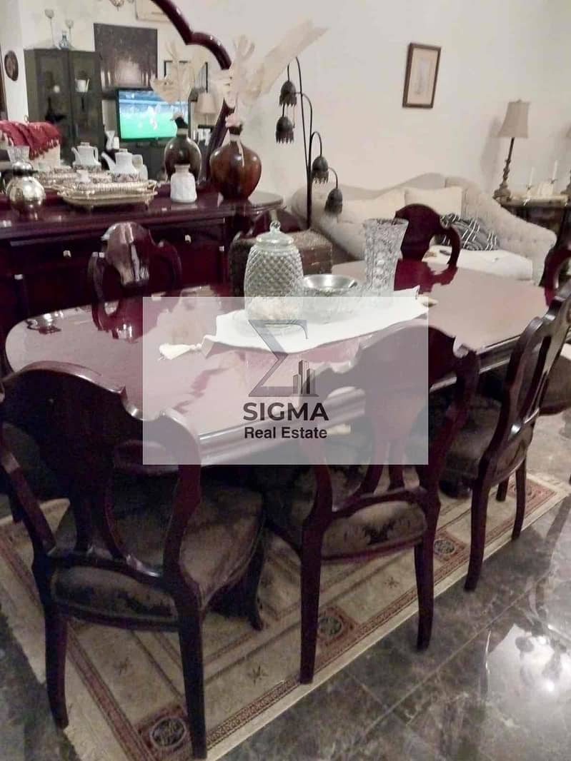 12 de1cfca1-7bb3-4aaf-a1cb-5f6d79ac783a. jpg