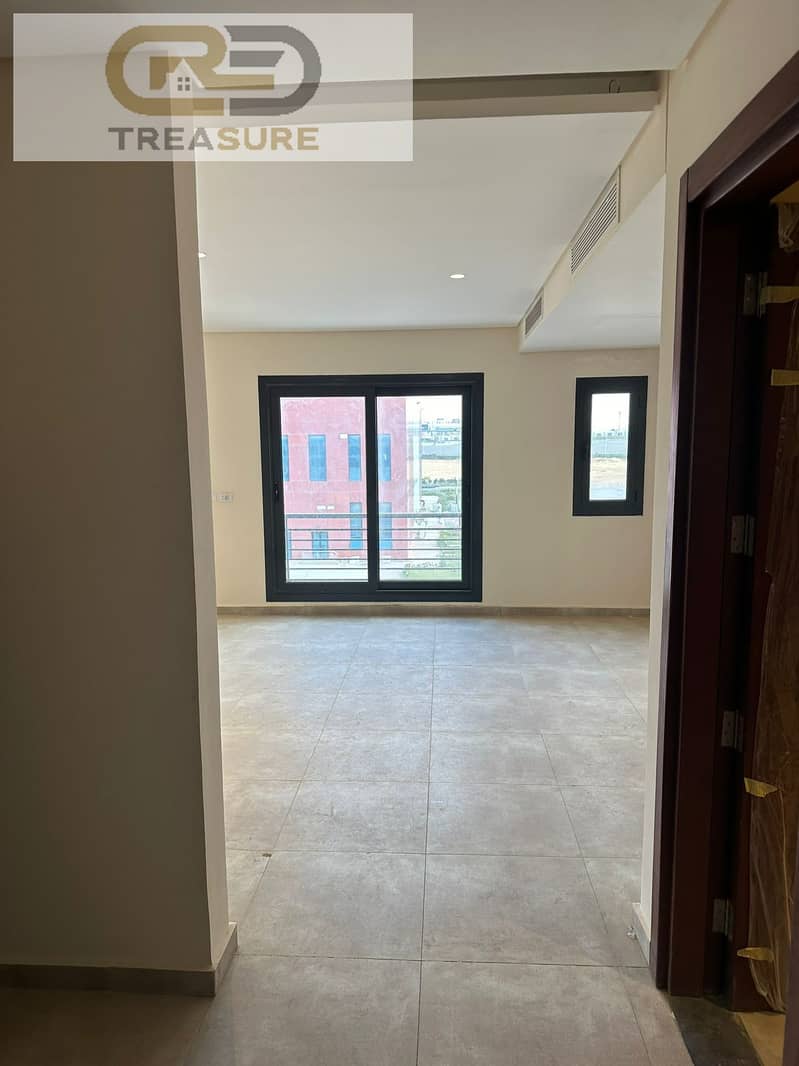 5 WhatsApp Image 2025-12-02 at 2.10. 47 PM. jpeg