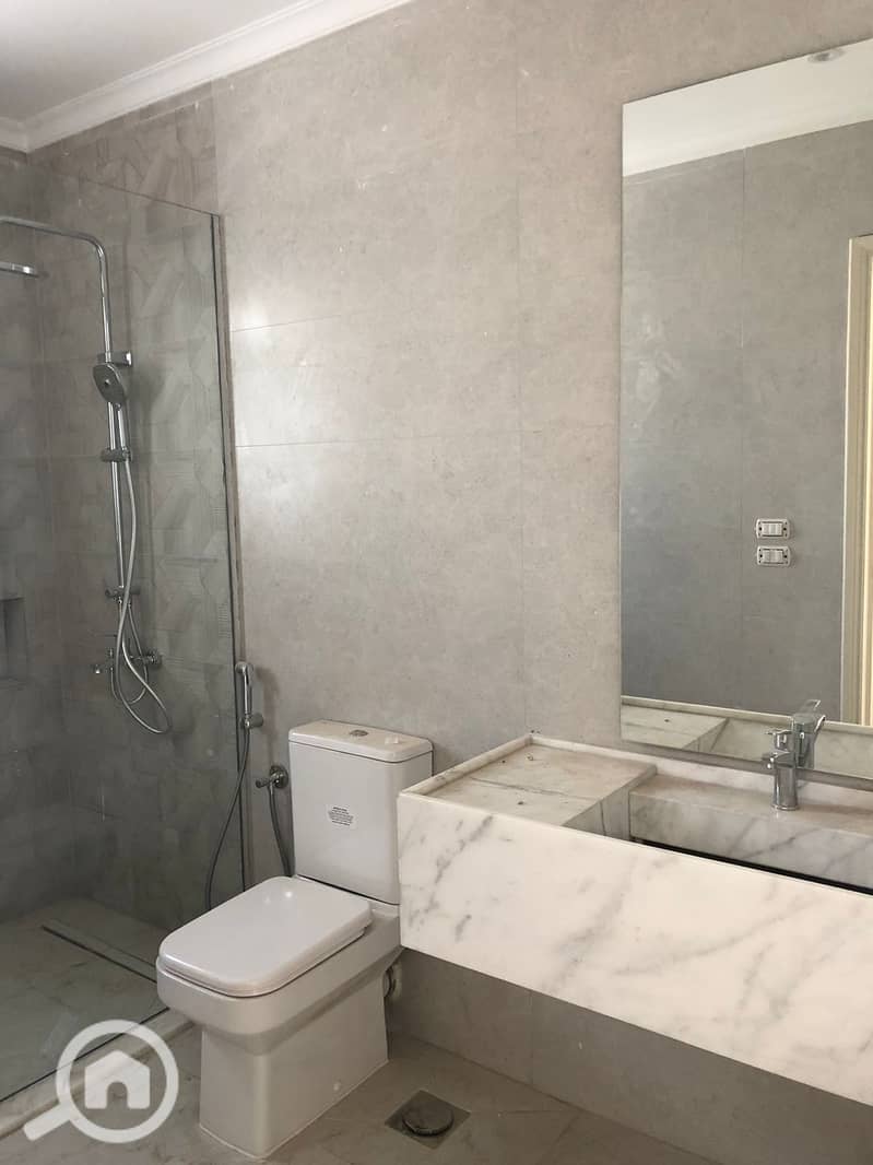 9 WhatsApp Image 2025-12-02 at 14.42. 57 (1). jpeg