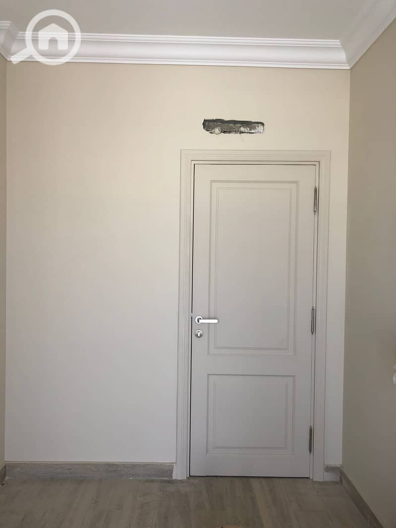 11 WhatsApp Image 2025-12-02 at 14.11. 08 (5). jpeg