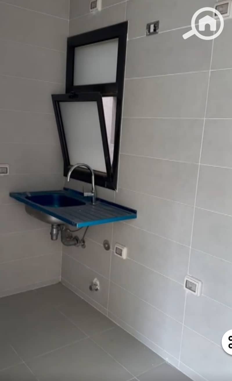 8 ٢٠٢٥١٢٠٢_١٤٤١٢٠. jpg