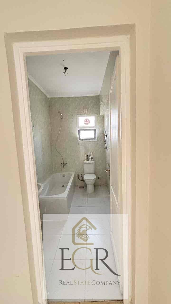 8 58577329-fba9-4e43-8c13-c4cd20522286. jpg