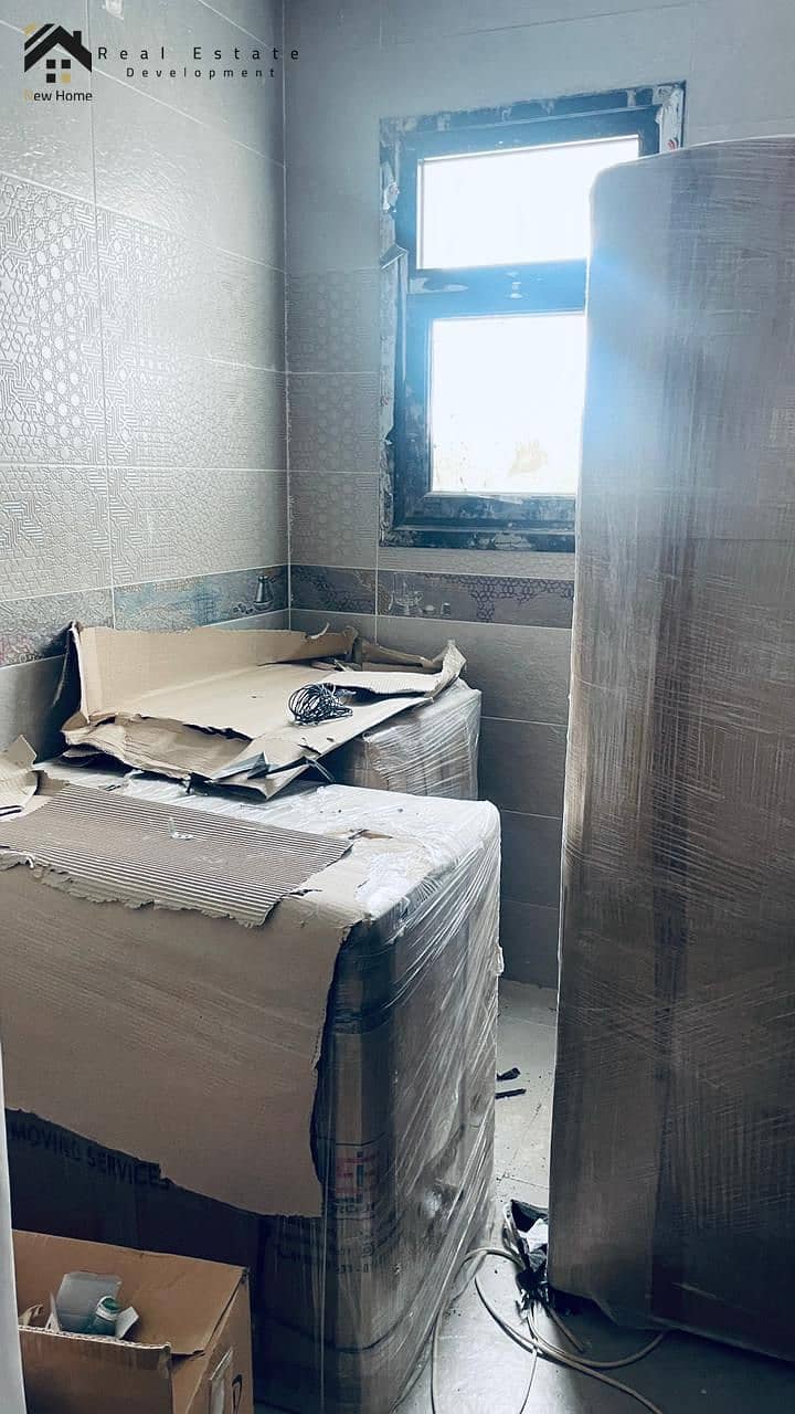 4 0c489f9f-4abc-45b3-8c25-92de0d14c1ec. jpg