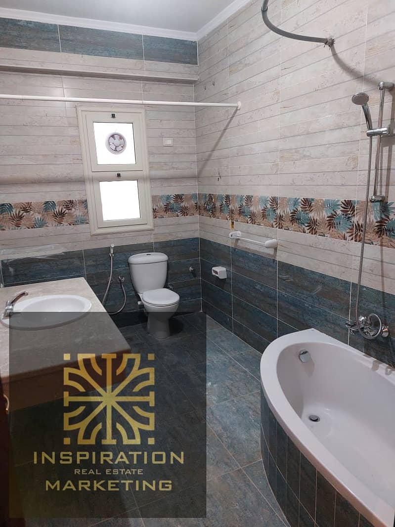 2 2a6cea09-5abb-448e-b408-3a3bd9fb400d. jpg